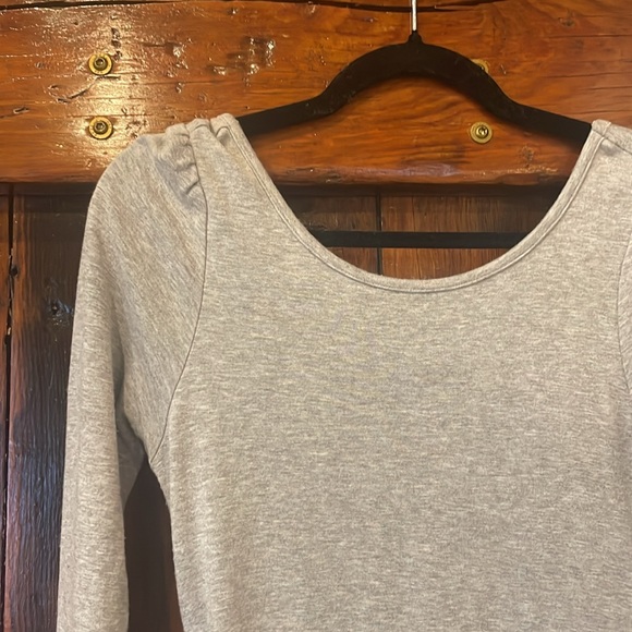 Gorgeous fall or winter lawn dress from tart. Size small gray. - Picture 2 of 6